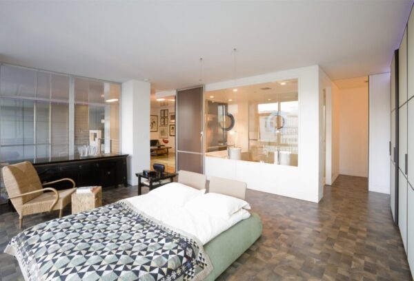 Nowoczesne wnętrze mieszkania, idealne na kupno mieszkania kredyt hipoteczny.